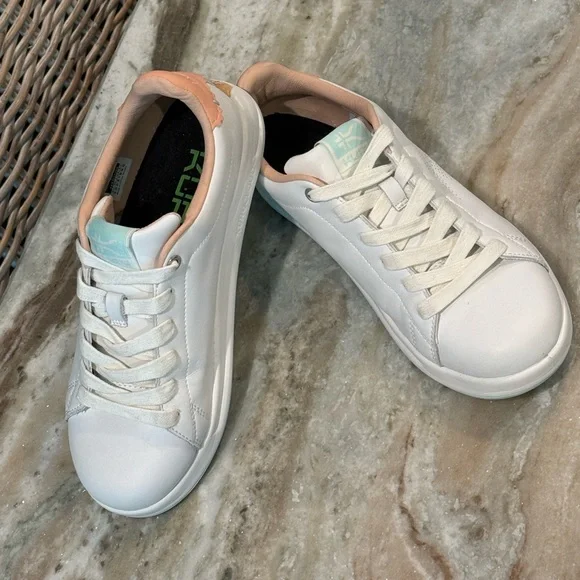 Women’s KURU Roam Classic court leather sneakers- Size 6 - Picture 6 of 7